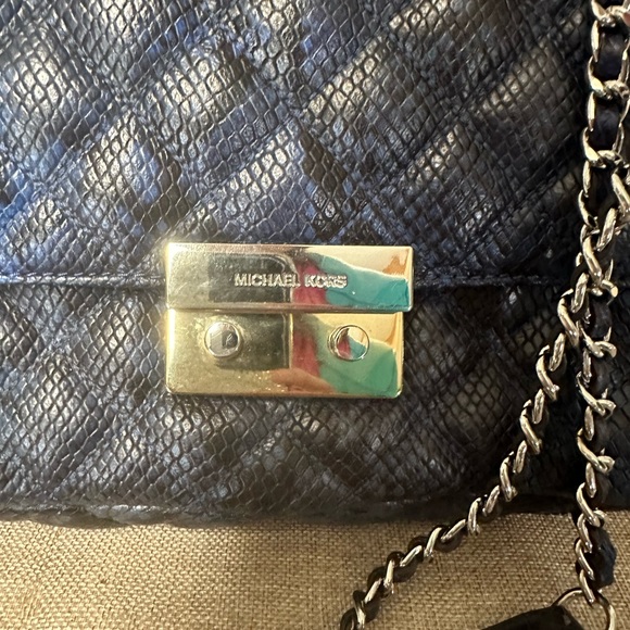 Blue/black python print handbag - Picture 6 of 9